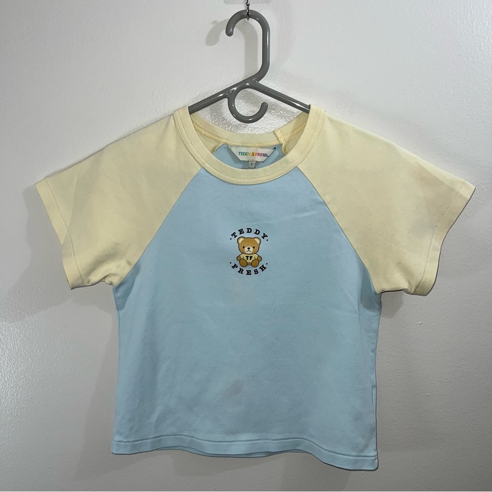 Teddy Fresh blue and yellow raglan baby tee size small